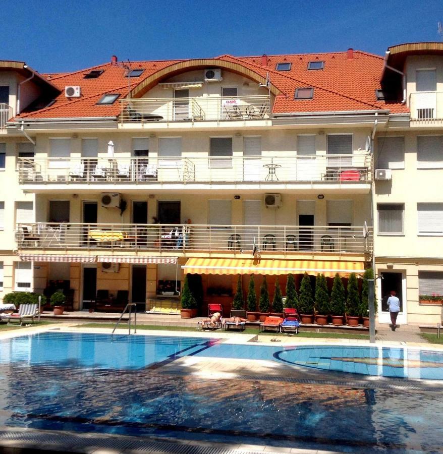 Relax Beach Apartman Hajdúszoboszló Buitenkant foto